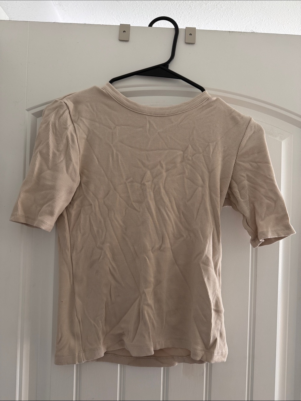 Tahari Beige Ribbed Short Sleeve Tee